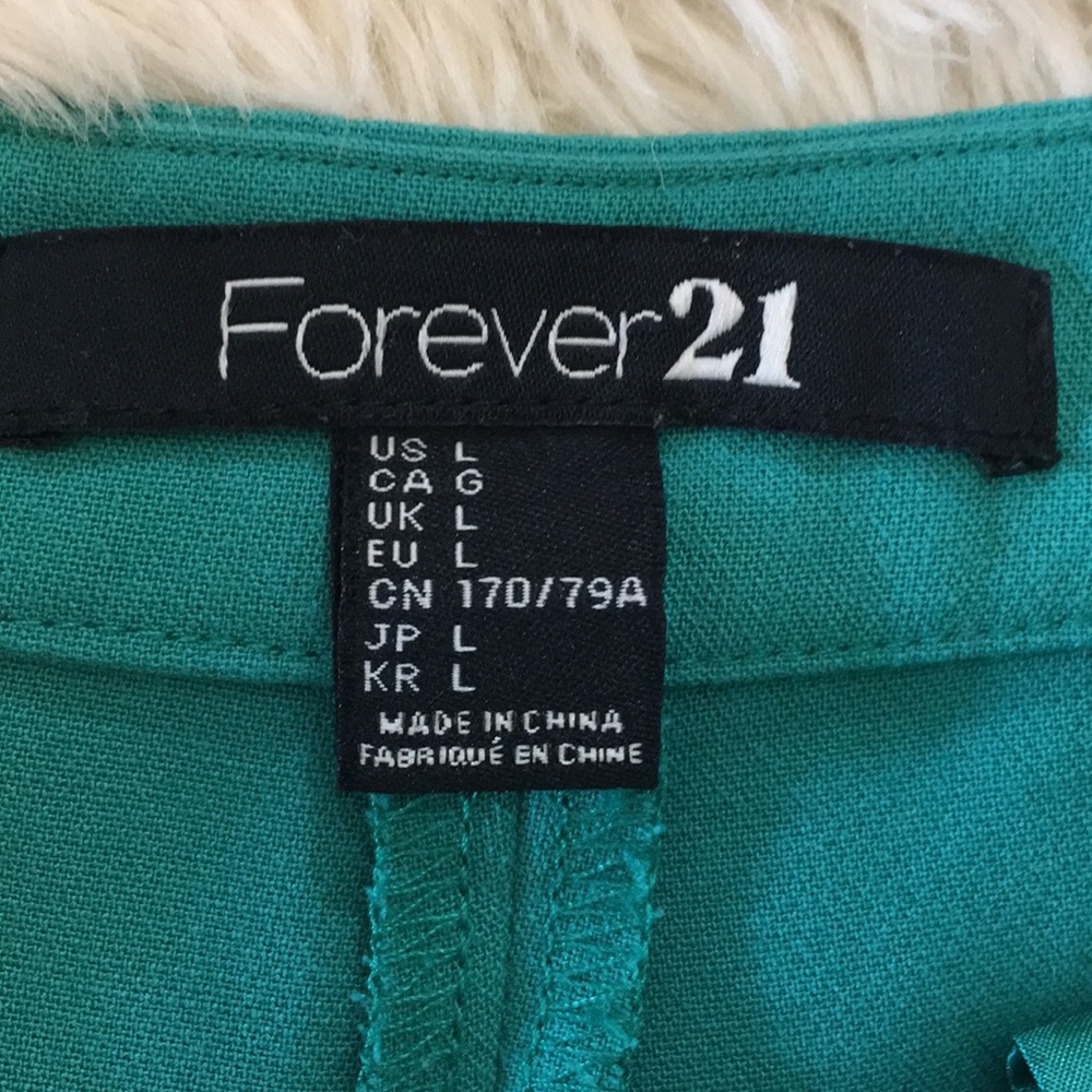 Super cute teal high waisted shorts, large - Picture 4 of 7